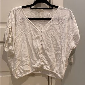White top size medium
